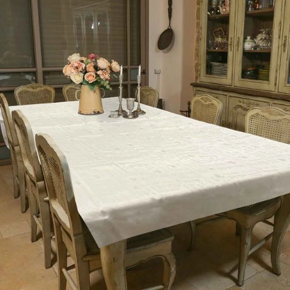 מפת שולחן מהודרת "שבת ויום טוב" 140×220 ס״מ